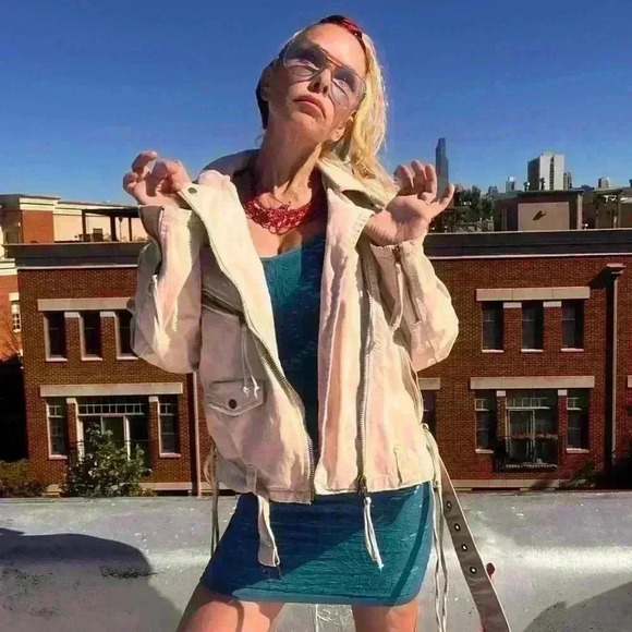 FREE PEOPLE Sz S DESTINY DENIM JACKET PIECED CROP JEAN JACKET light pink - Picture 2 of 5